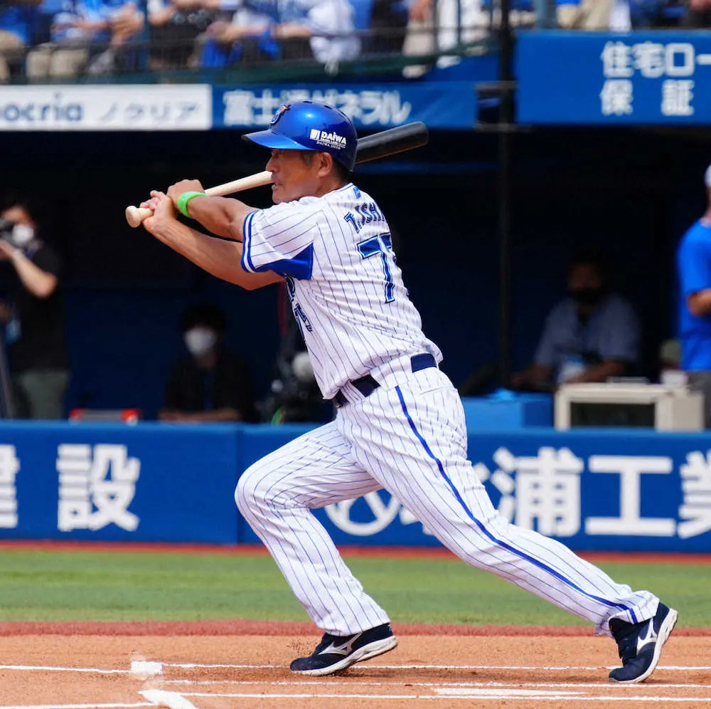 【画像・写真】DeNA交流戦「レジェンド対決」1打席対決第9弾に石井野手総合コーチが登場