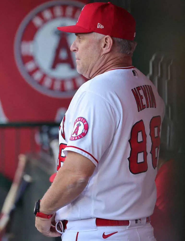 【画像・写真】エンゼルス・ネビン監督代行は苦労知る熱血スター選手 ドラフト全体1位指名初のメジャー監督