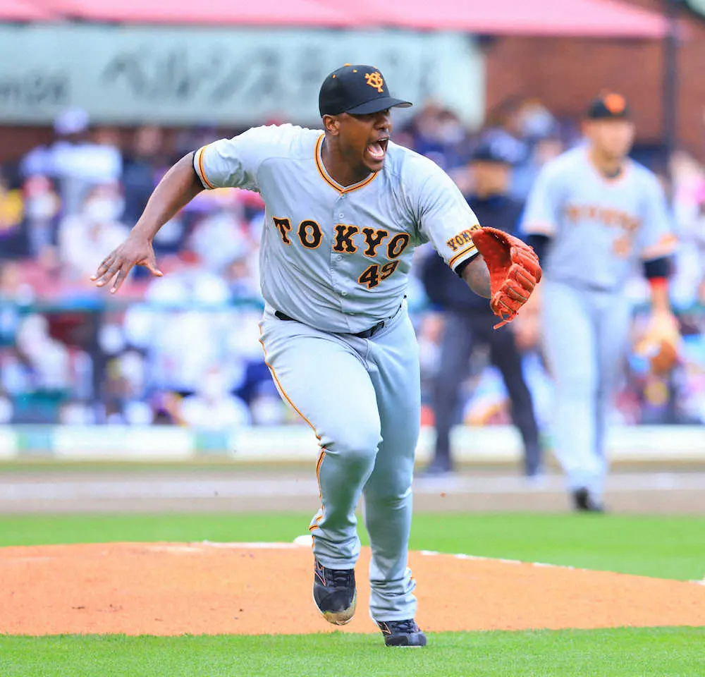 【画像・写真】巨人　NPB最速右腕ビエイラが66日ぶり登板　2回3K、6人でピシャリ　MAX162キロ