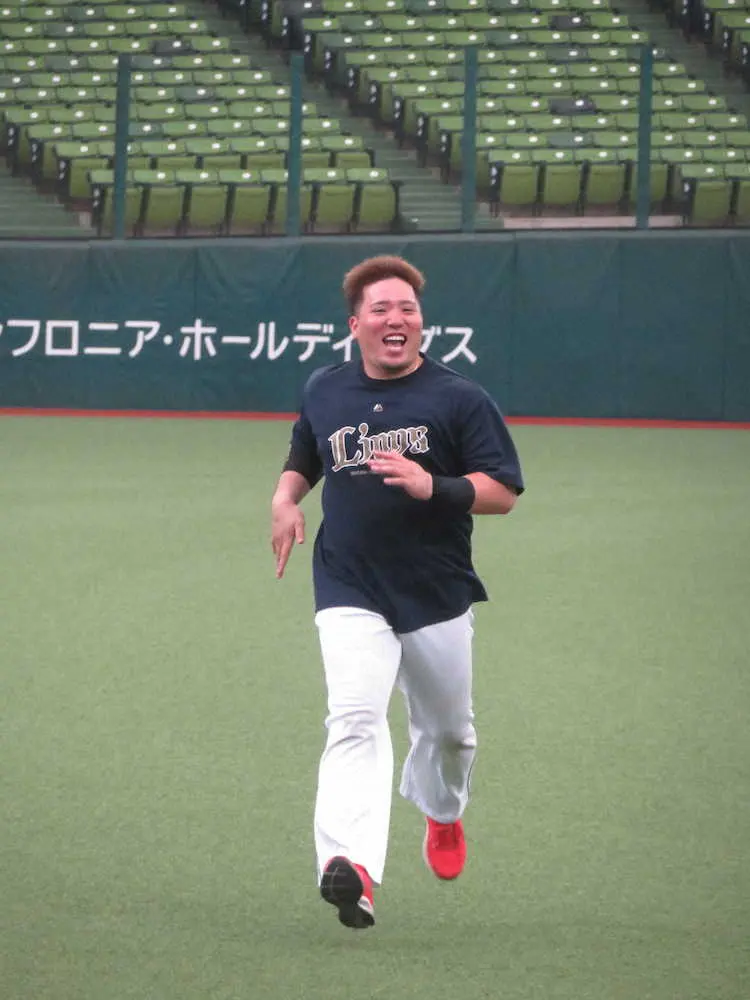 【画像・写真】西武・山川　日本人最速200号へ「飛ばないボール」でもアーチストが魅せる