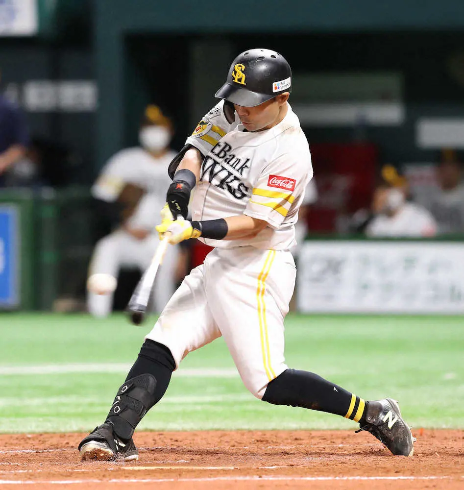 【画像・写真】ソフトバンク一発攻勢　7回中村晃にも出た！5発9点の猛攻