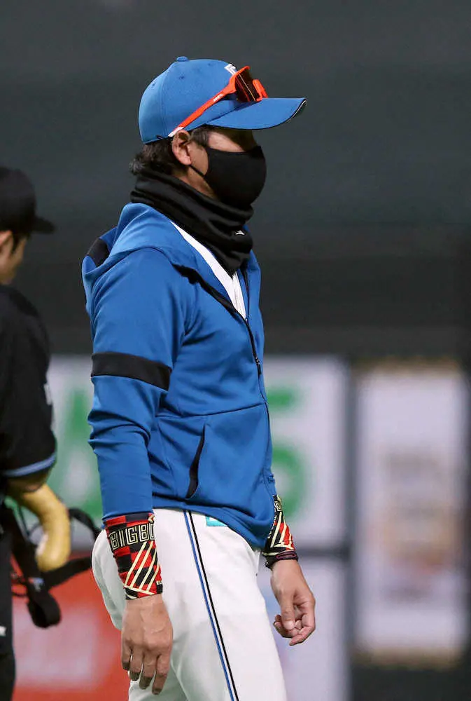 【画像・写真】日本ハム・新庄監督　勝利の方程式が崩れての痛恨の逆転負けに「すんなり終わるかなと思ったけどね」