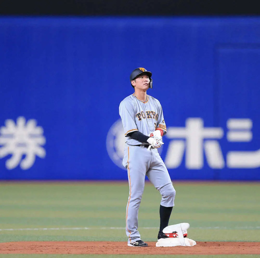 中 巨 2回 二塁打を放った坂本 撮影 河野 光希 スポニチ Sponichi Annex 野球