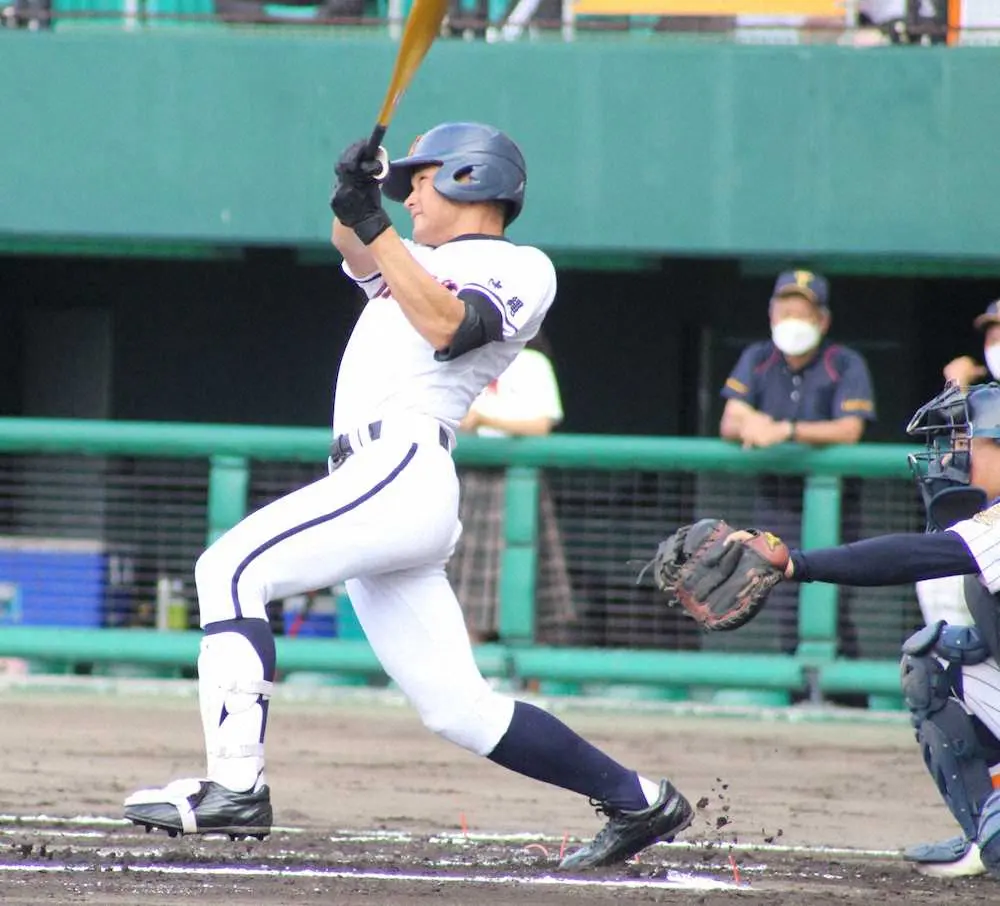 【画像・写真】興南　5回コールドで初戦突破　主将の禰覇が3安打4打点「この夏にかける思いは人一倍強い」
