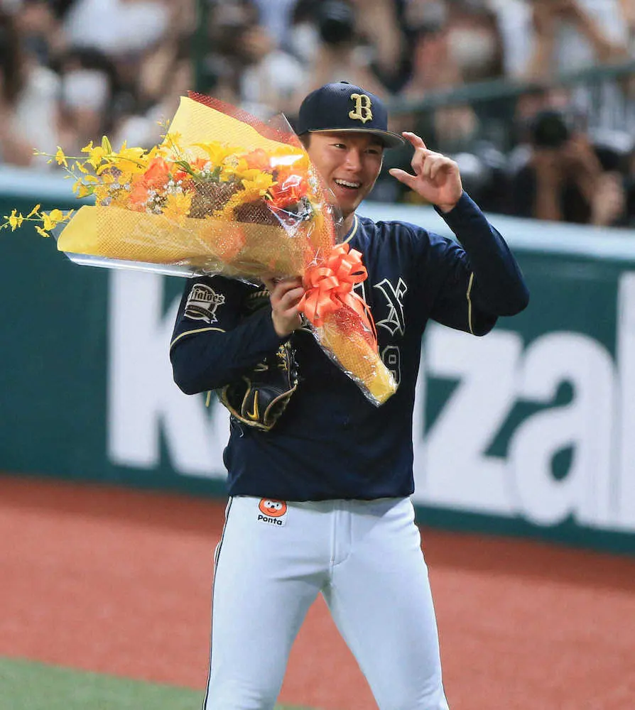 【画像・写真】オリ・山本由伸、ノーノー「できちゃいました」　歓喜のウオーターシャワーは「すごい気持ち良かった」