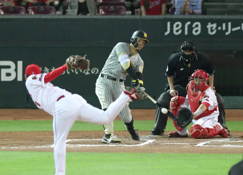 【画像・写真】阪神・佐藤輝　4番の仕事3打点　今季10戦目で初めて広島から4得点も勝てず「悔しいー!」