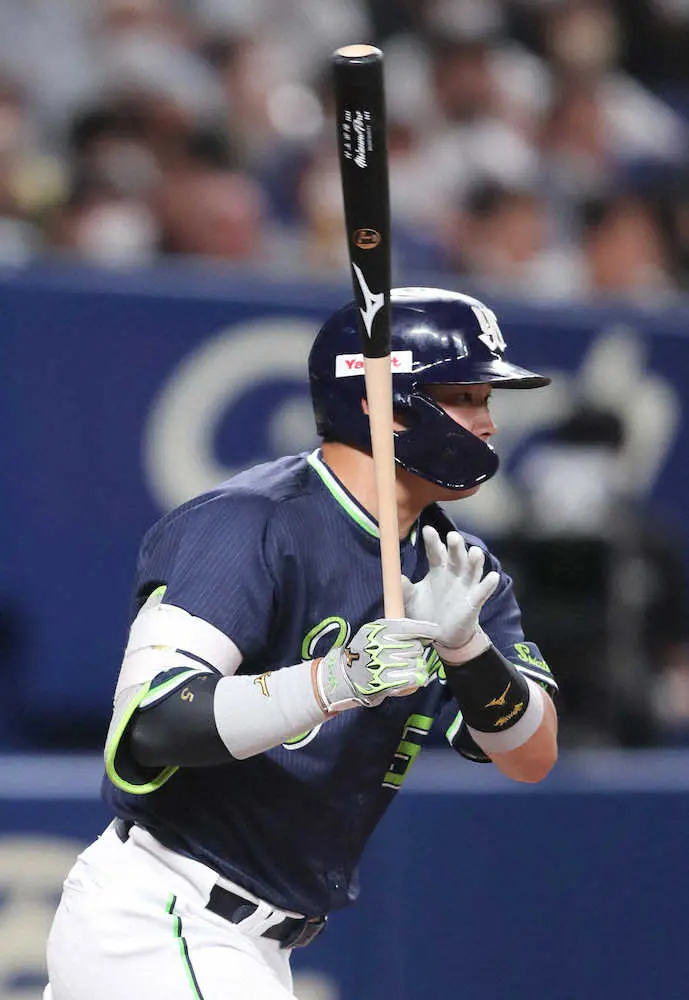 【画像・写真】ヤクルト・村上の打球「速すぎて見えない」とネットで話題　相手守備に同情の声も「死を覚悟するレベル」