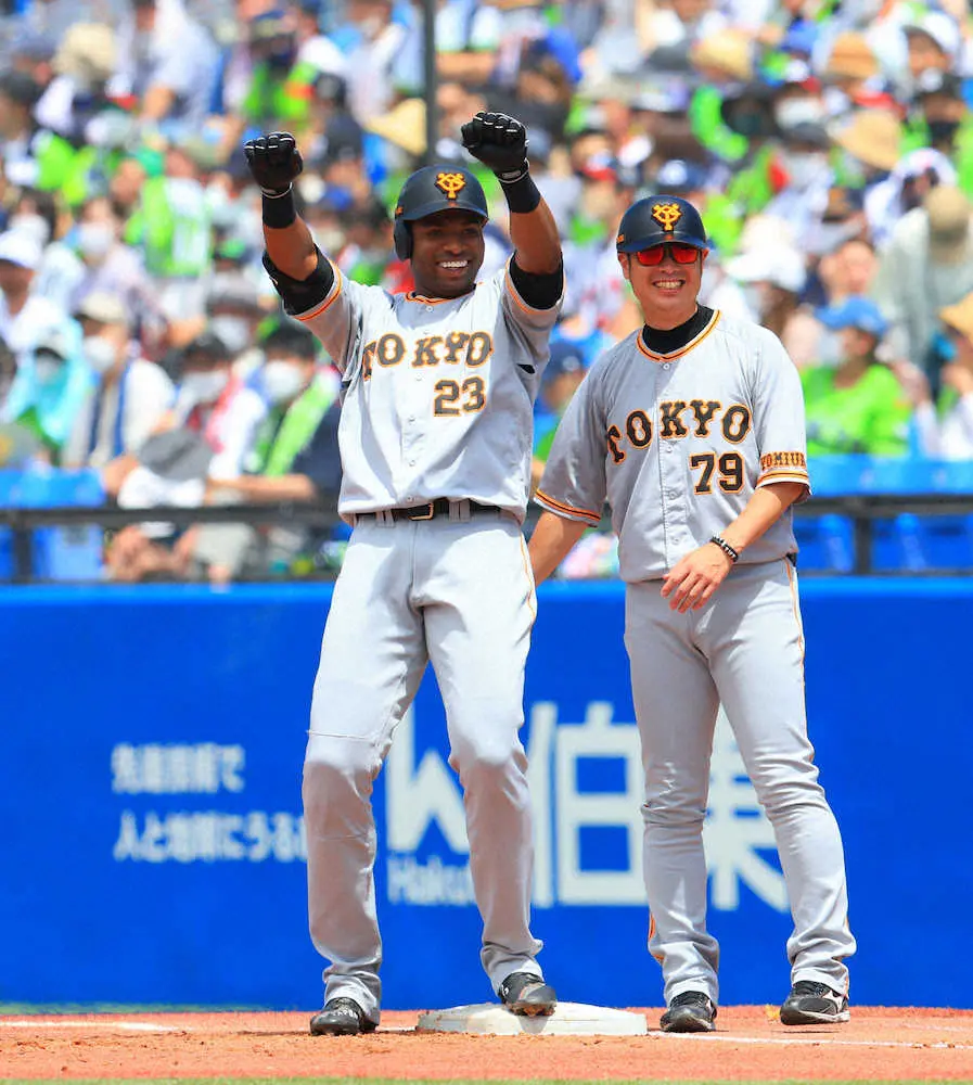 【画像・写真】巨人・ポランコが2打席連続タイムリー　前日に“ソロンコ”卒業