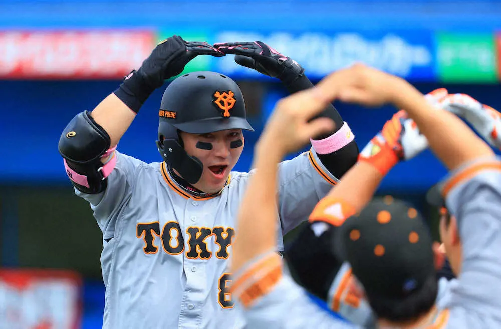 【画像・写真】巨人・丸　2戦連発15号は値千金の同点弾！「しぶとくと思っていました」　神宮はきょうも熱い！