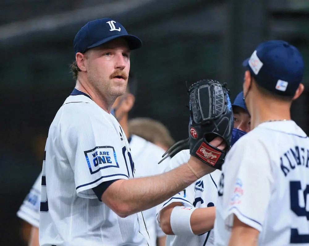 【画像・写真】西武5連勝で今季最多の貯金4　5回無失点も“緊急降板”エンスに5勝目届けた