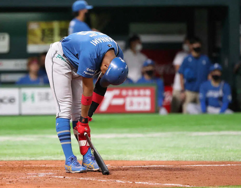 【画像・写真】日本ハム・新庄監督が万波の2軍行きを示唆「ちょっと迷いがある」