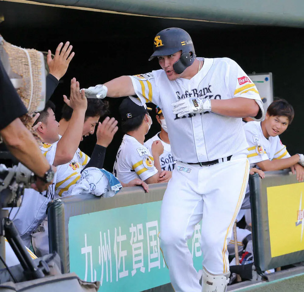 【画像・写真】ソフトバンク・藤本監督「若手にはチャンス」2軍戦で若鷹アピール　育成の中村は支配下登録へ