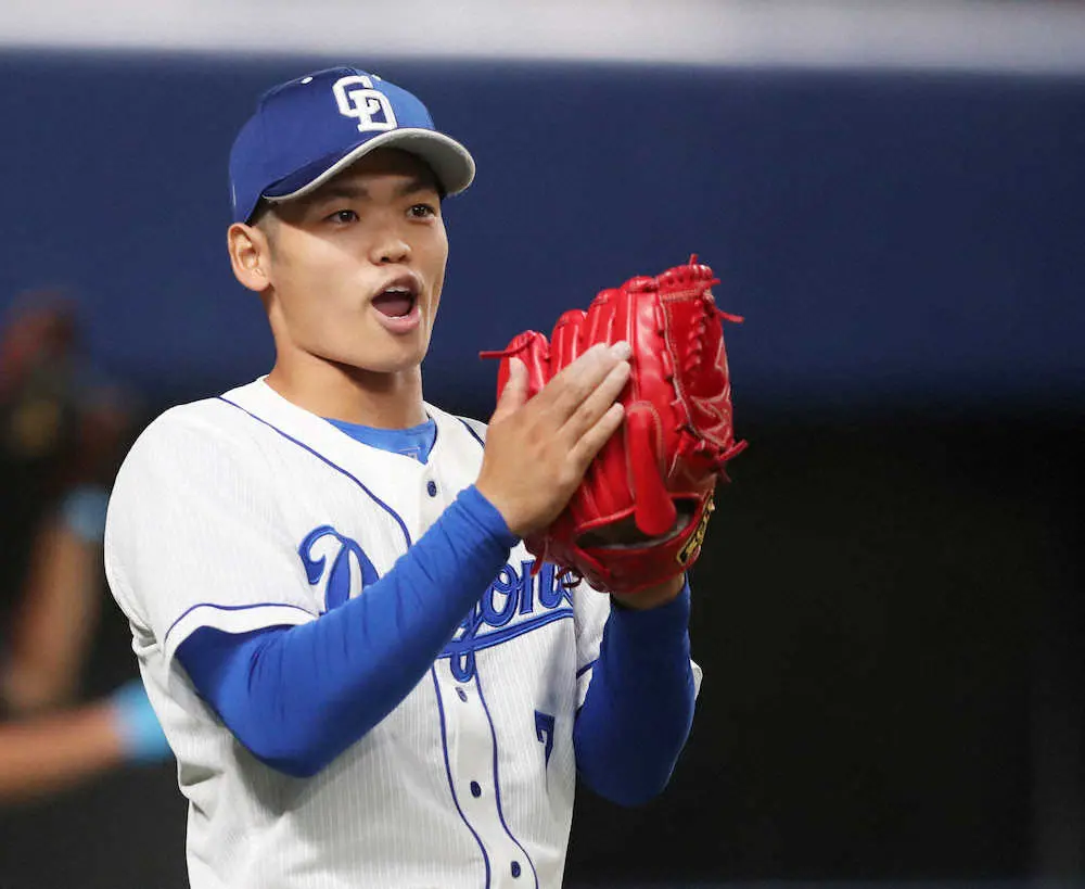 【画像・写真】プロ初ホールドの中日・根尾　立浪監督もうなる「その辺はさすがだな」　今後は勝ち継投でも起用も