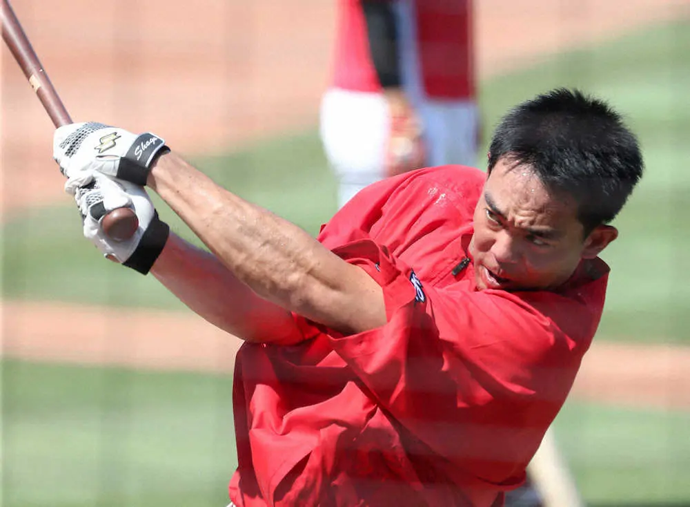 【画像・写真】広島・秋山　2軍戦「3番・左翼」で実戦デビュー　記念すべき一戦に多くのコイ党が由宇球場に