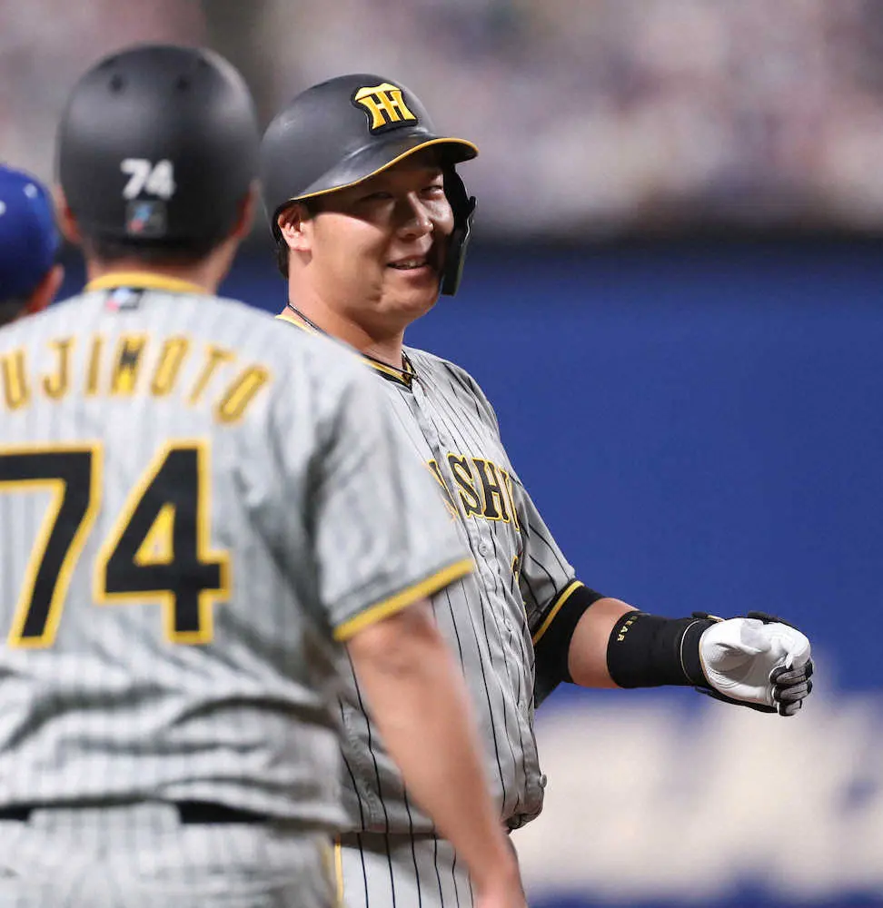 【画像・写真】阪神　梅野の今季初盗塁から4点先取!　満塁で大山が走者一掃の適時三塁打