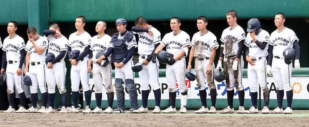 【画像・写真】春季北海道大会の王者・札幌第一　両校計29安打の打撃戦の末敗れる