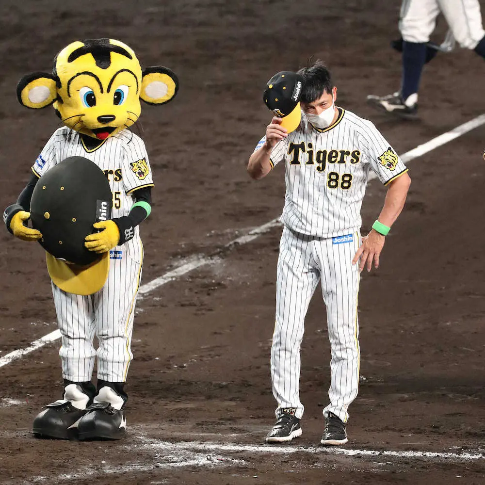 【画像・写真】【阪神・矢野監督語録】近本に賛辞「準備や体のケアをしっかりしているから、毎日の結果に結び付いている」