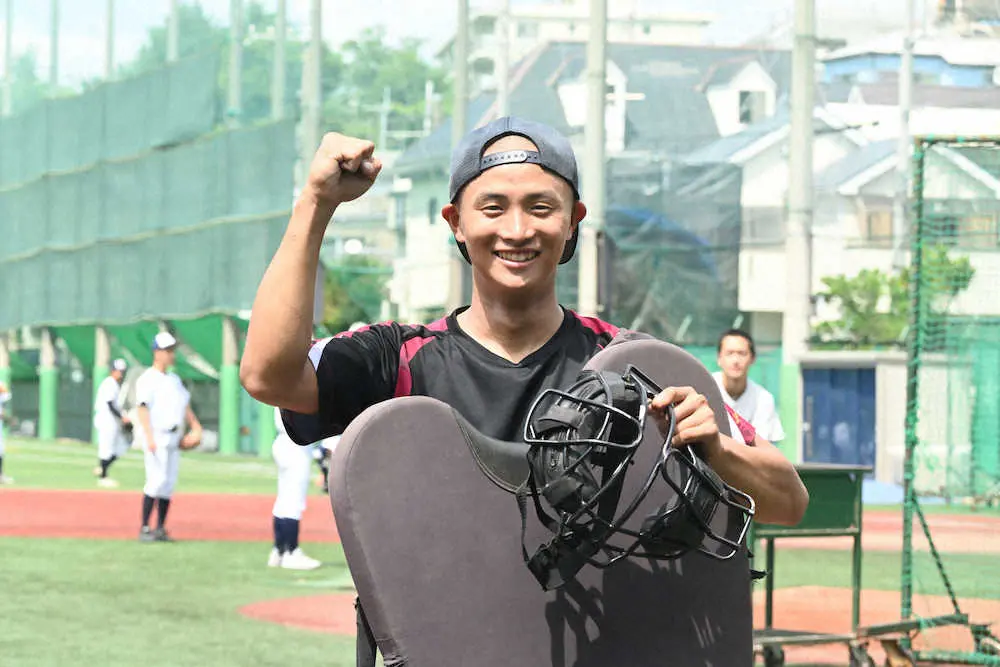 【画像・写真】日大豊山・村岡暖　「最後の夏」…高校球児が神宮で球審デビュー「ドラマをこの目で…」