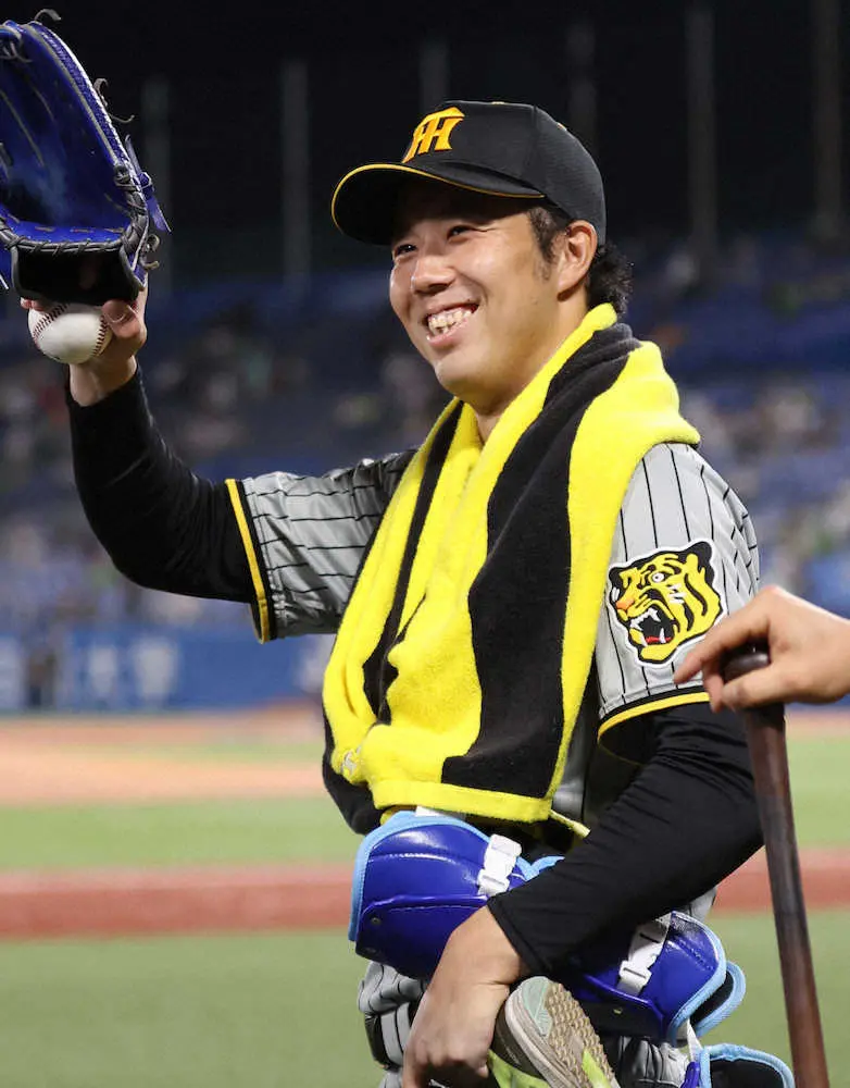 【画像・写真】阪神・青柳、リーグトップ9勝目　「トップのチーム倒さないと」強すぎるヤクルトに“無双”2戦連続完封