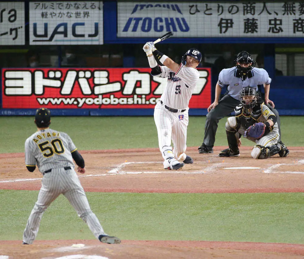 【画像・写真】ヤクルト・村上が吠えた!“完敗ムード”も三振後に見せた闘志にネット反響「心にグッときた」
