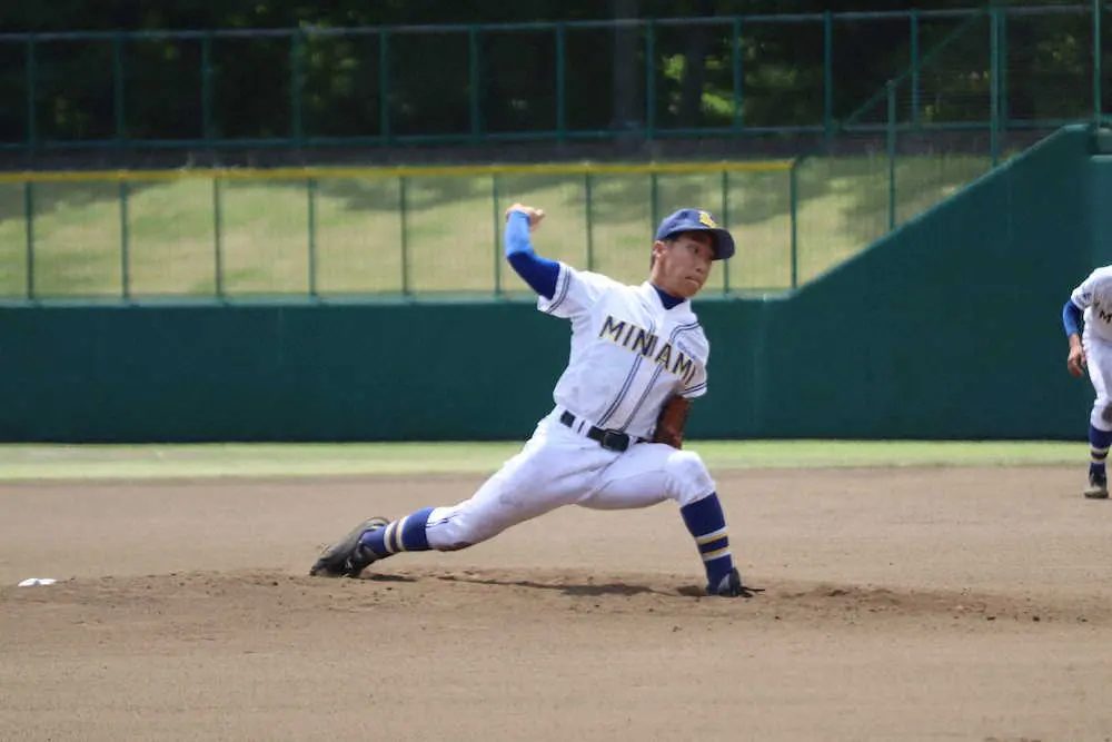 【画像・写真】越谷南・金谷ツインズが躍動　公式戦初完封の兄・昊汰を弟・春汰が中堅で支えた