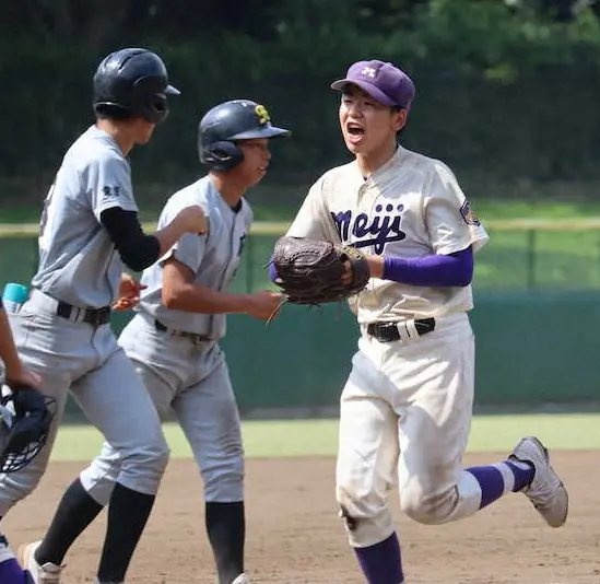 【画像・写真】明治・内海、153球熱投で初完投「最後の大会だから、みんなで楽しく」走者背負っても笑顔絶やさず