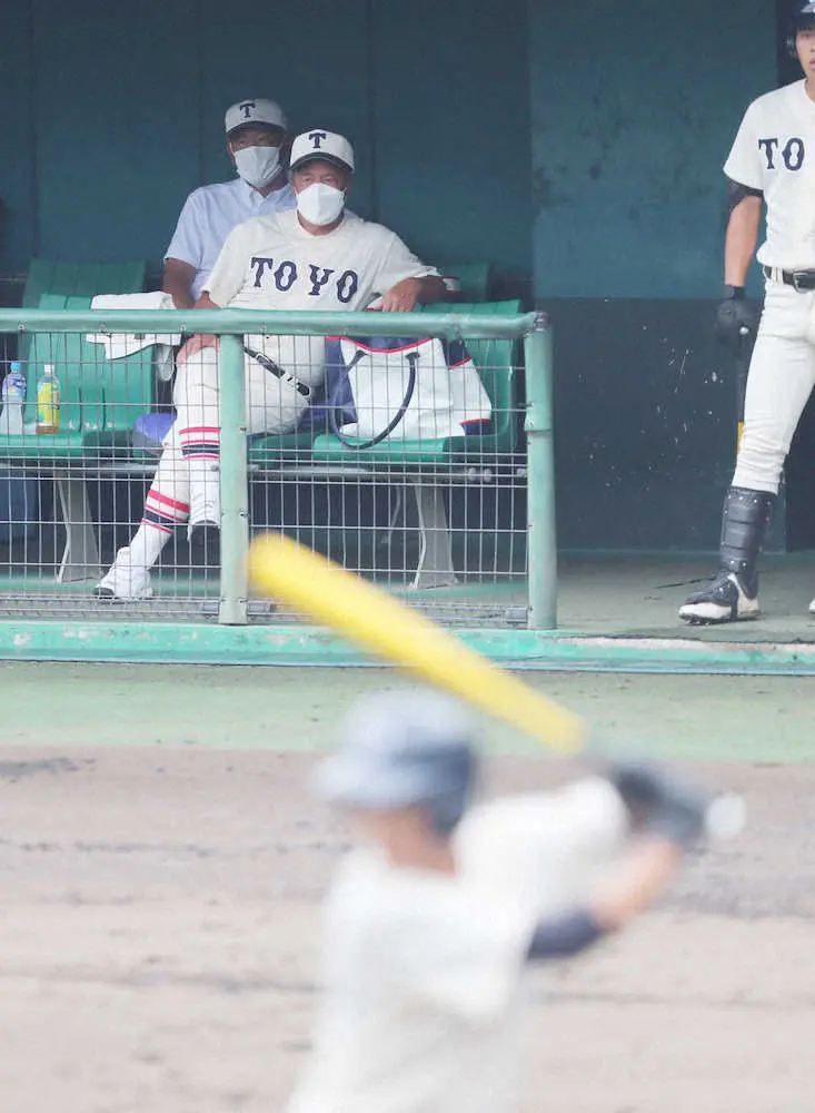 【画像・写真】東洋大姫路・岡田龍生監督が夏初陣を5回コールドで快勝