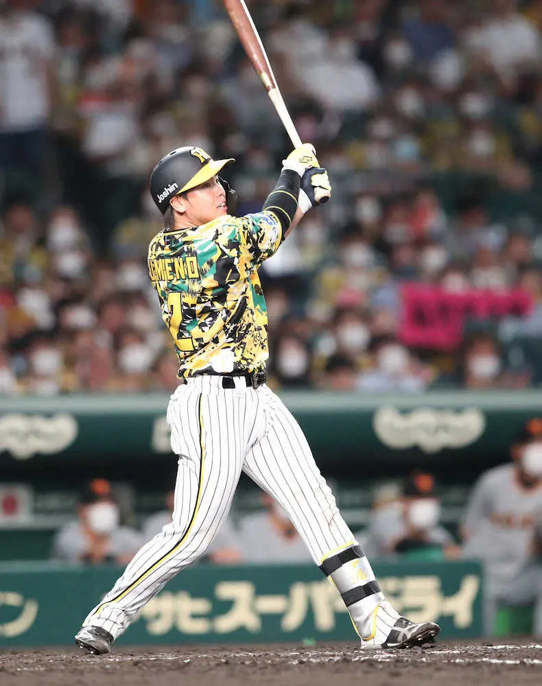 【画像・写真】阪神・梅野が4月3日以来の2号ソロ　ロハスの見逃し三振併殺で漂う嫌な流れ吹き飛ばす