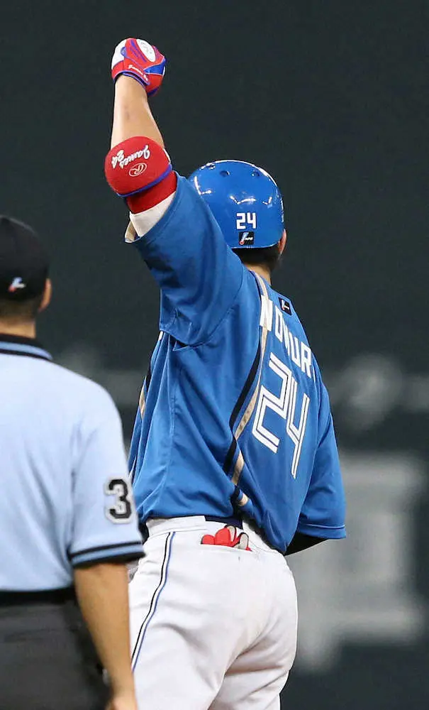 【画像・写真】日本ハム・野村　近藤のヘッスラで「気持ち入った」　千金決勝打を喜ぶ「上沢さんに恩を返せて良かった」