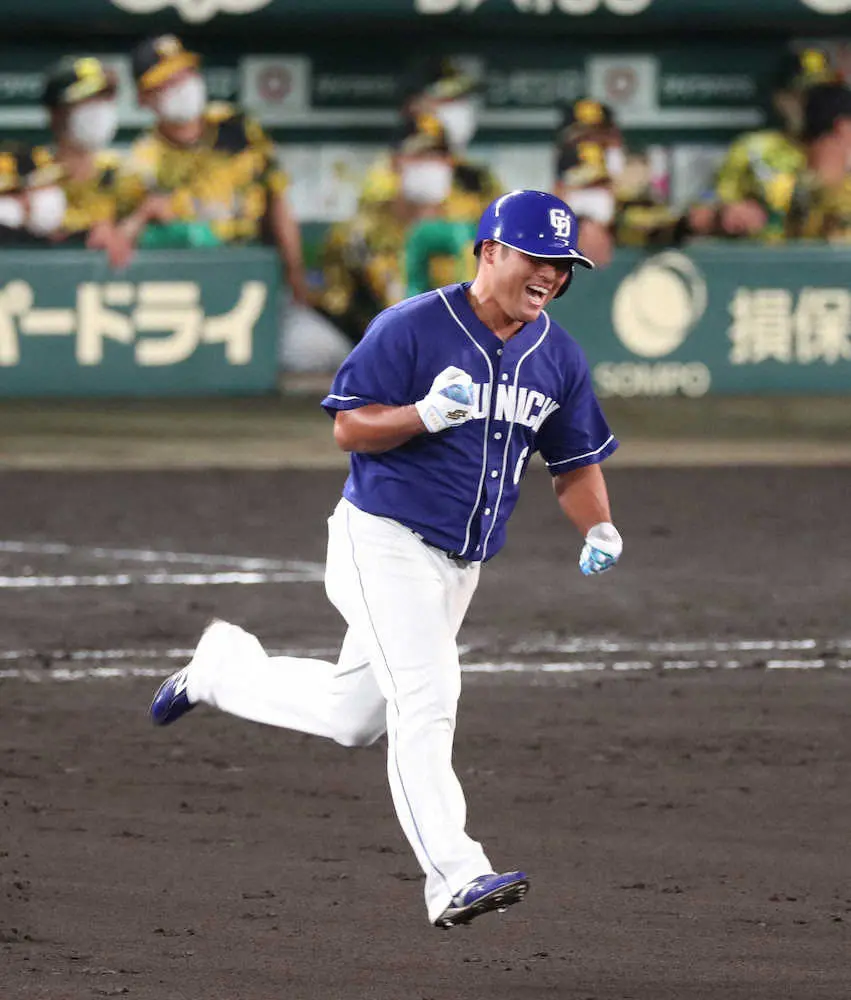 【画像・写真】中日・平田　度重なる危機を乗り越え延長11回トドメの2年ぶり本塁打「狙っていた」