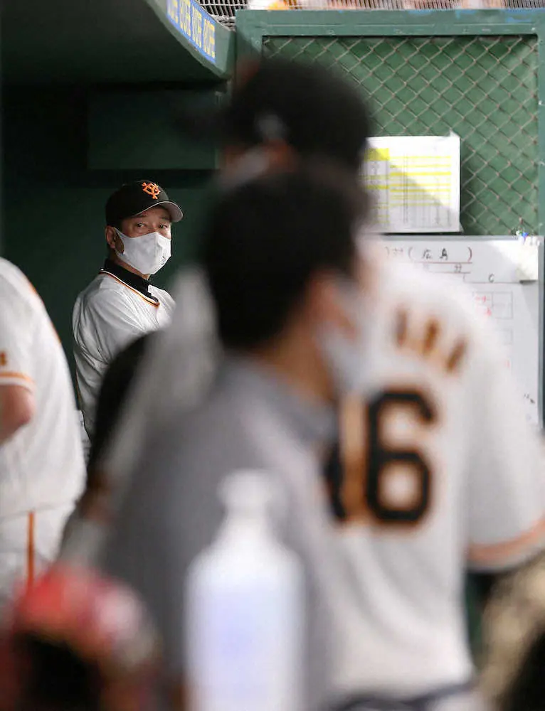 【画像・写真】巨人　悪夢が止まらない…今季2度目5連敗で4年ぶり借金4　3戦連続満弾浴び今季初の2戦連続2桁失点