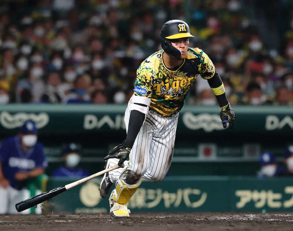 【画像・写真】阪神・佐藤輝、今季6度目猛打賞!15打席無安打抜け出し勢いに乗る