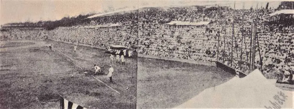 【画像・写真】昭和天皇が初の野球観戦　和歌山・桐蔭高スタンド・グラウンド　「野球の聖地・名所150選」発表