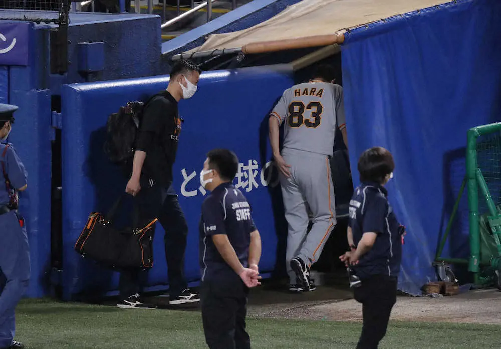 【画像・写真】巨人・原監督　5の0に終わった主砲・岡本和に「うーん」　新助っ人クロールは「明日から合流」