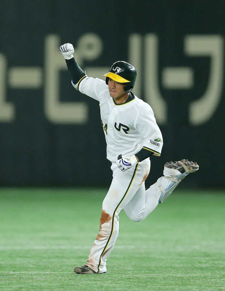 【画像・写真】JR東日本東北・鈴木　天国の親友に贈るアーチ！12点快勝に貢献