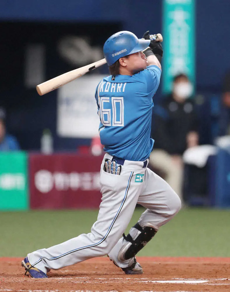 【画像・写真】コロナ禍の日本ハム　6年目・郡がプロ初本塁打!好投を続けるポンセに待望の先制点