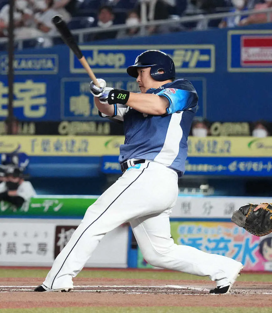 【画像・写真】さすが歴代最多22発の「満塁男」　西武・中村が逆転の3点二塁打　「ランナーを還せて良かった」