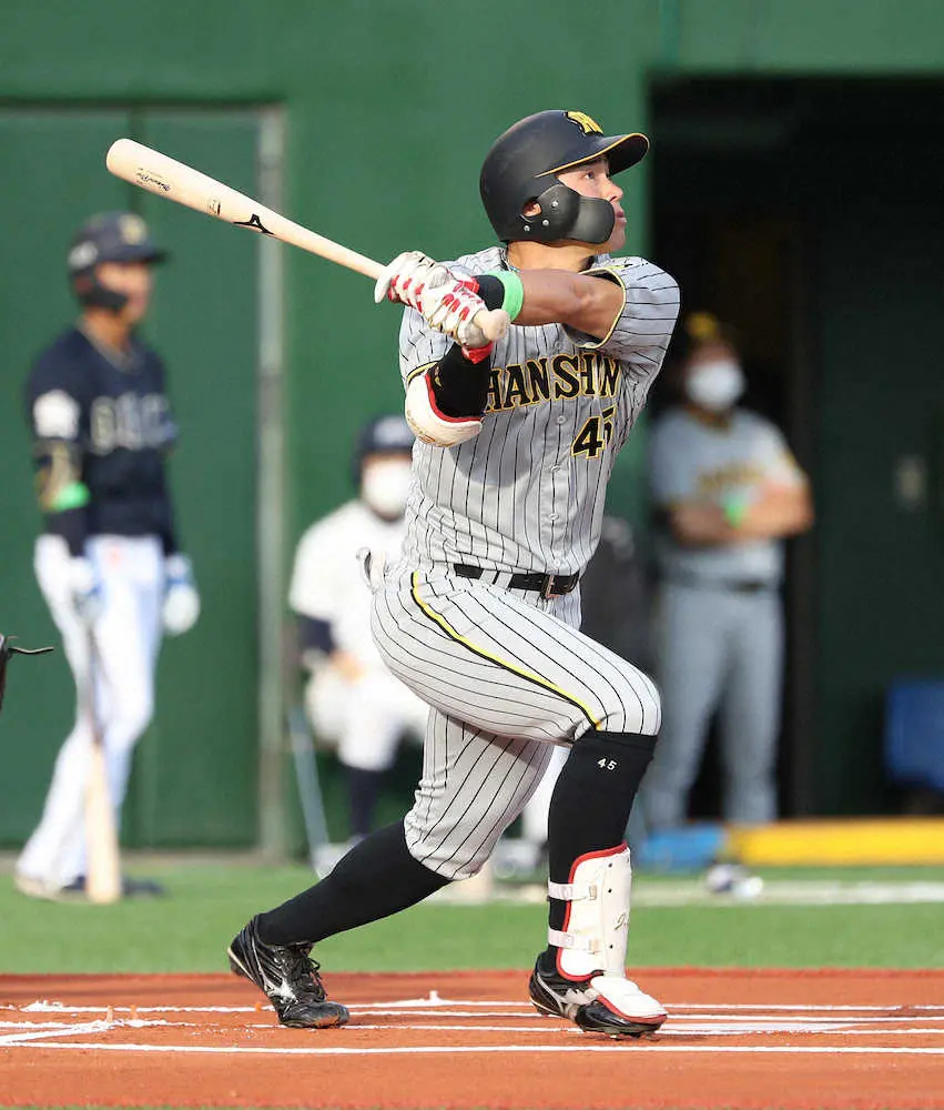 【画像・写真】【フレッシュ球宴】阪神・遠藤が先頭打者弾、当日スタメン抜てきで存在示した