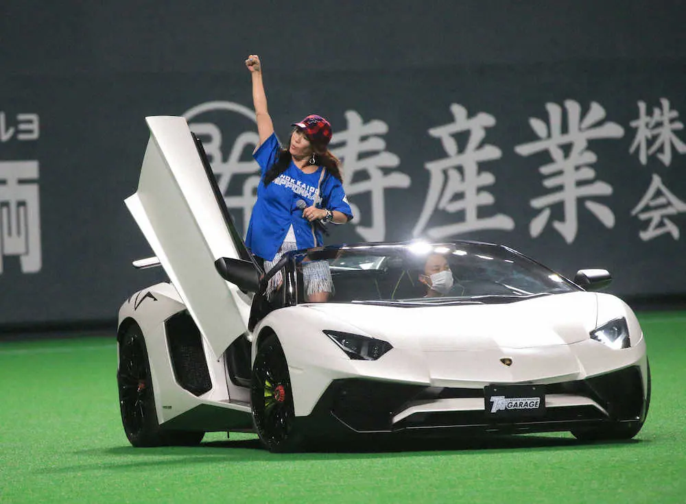 【画像・写真】札幌出身の大黒摩季が新庄監督へ「早く帰ってきて！」　日本ハム―ロッテ戦でスペシャルライブ