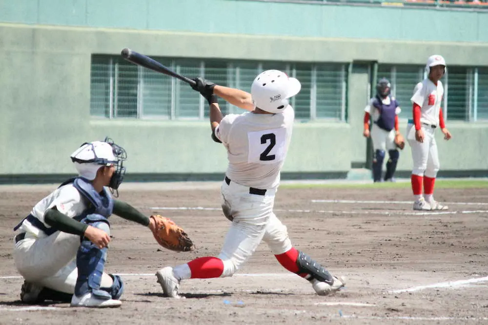 【画像・写真】智弁和歌山・渡部、高校通算36号含む3安打4打点　13安打15得点の猛攻で4強進出導く
