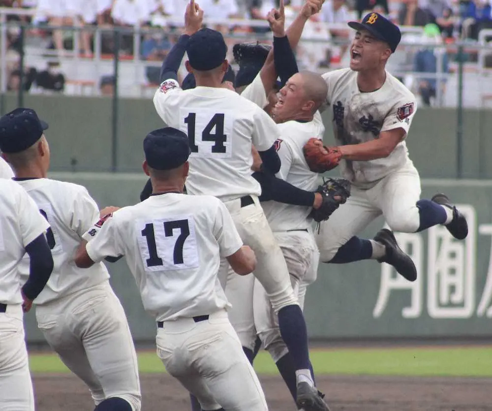 【画像・写真】鹿児島実　ノーシードから夏切符！エース・赤崎　昨夏決勝のリベンジ「自分たちの代で甲子園に」