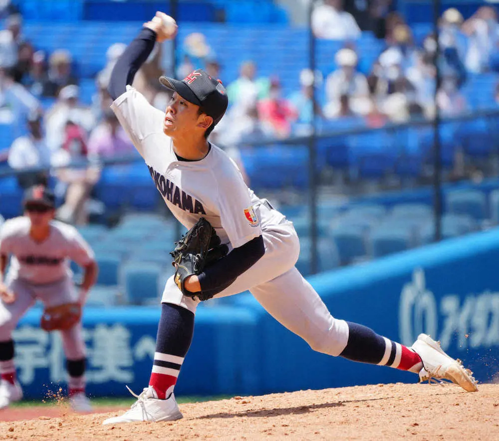 【画像・写真】横浜　6回コールドで2年連続決勝！ロッテ・鈴木の弟・楓汰6回1失点「兄に気持ちの部分では勝っている」