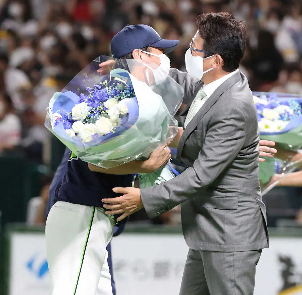 【画像・写真】【球宴】高津監督　初采配でサヨナラ負け「勝ちたかった」朗希先発で選手に要望「本塁打を狙ってほしい」