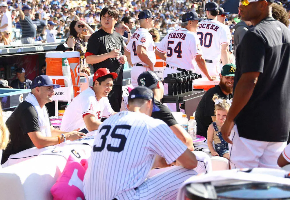 【画像・写真】【大谷翔平の水原一平通訳が語る】翔平は球宴でモテモテ　バーランダーから「君の大ファンだ」激励