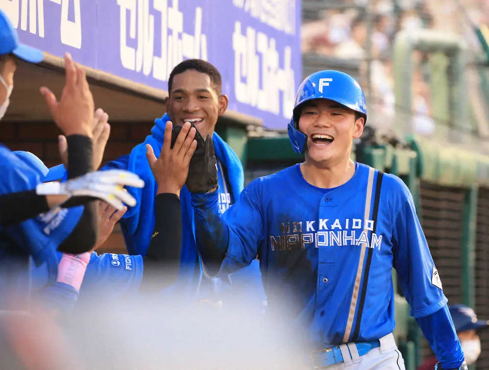 【画像・写真】日本ハム2連敗　新庄監督の投手起用が“裏目”に…救援陣炎上で楽天に手痛い逆転負け