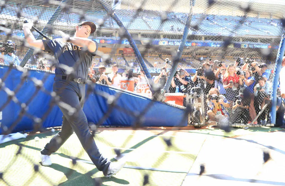 【画像・写真】1メートルの距離で見たエンゼルス大谷のフリー打撃　衝撃音、スイング音に凄み