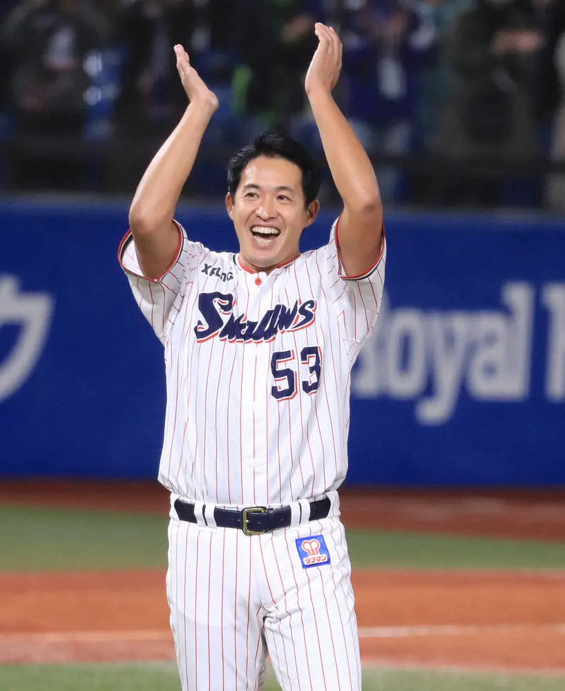 【画像・写真】バースの代打で五十嵐亮太がタイムリー！「最高すぎん？」の声　サントリードリームマッチ2022