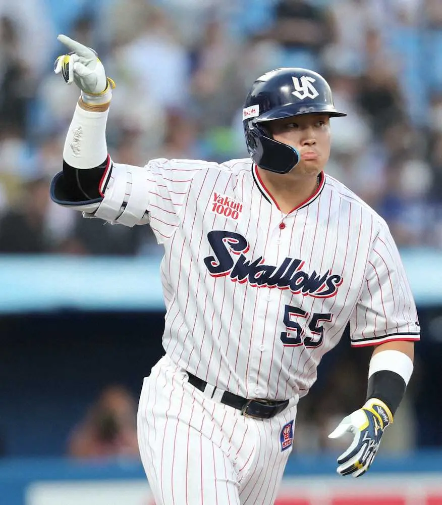 【画像・写真】ヤクルト・村上　日本タイ記録の4打席連発弾!97年ウィルソン以来25年ぶり、球団では史上初の快挙