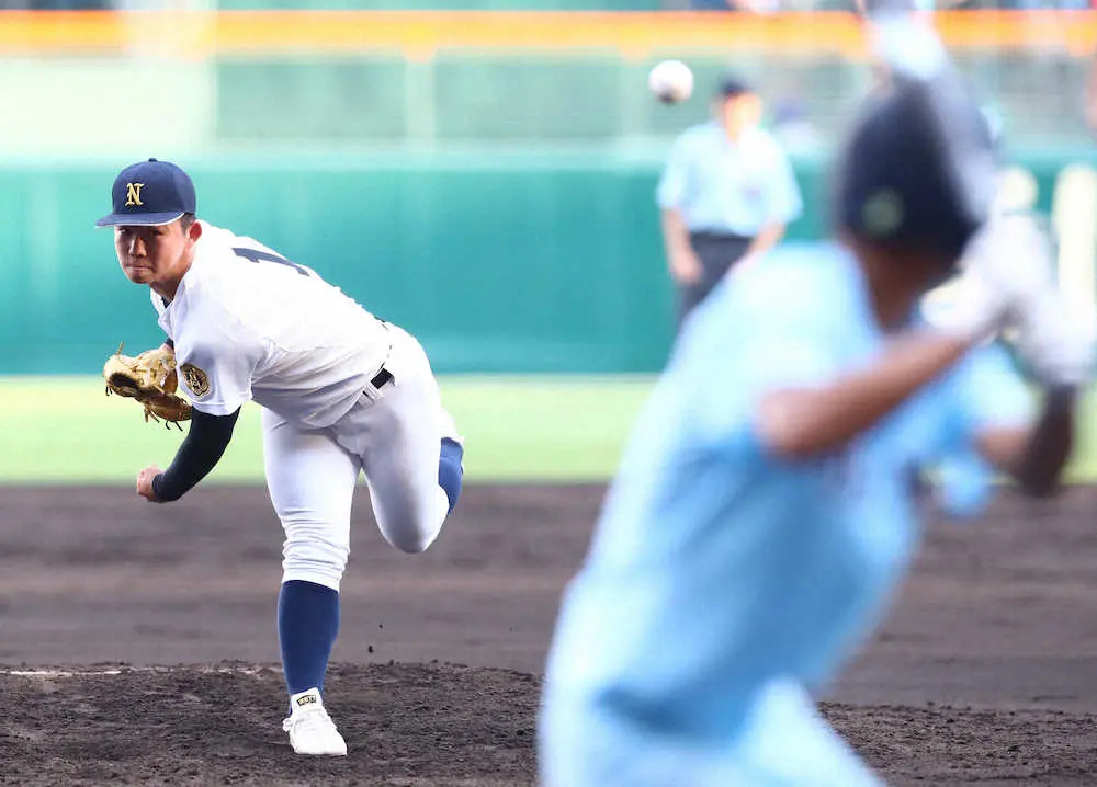 【画像・写真】【甲子園】鳴門　注目の好投手・冨田　今夏初の“降板”悔しい14安打8失点で散る　3年ぶり夏1勝届かず