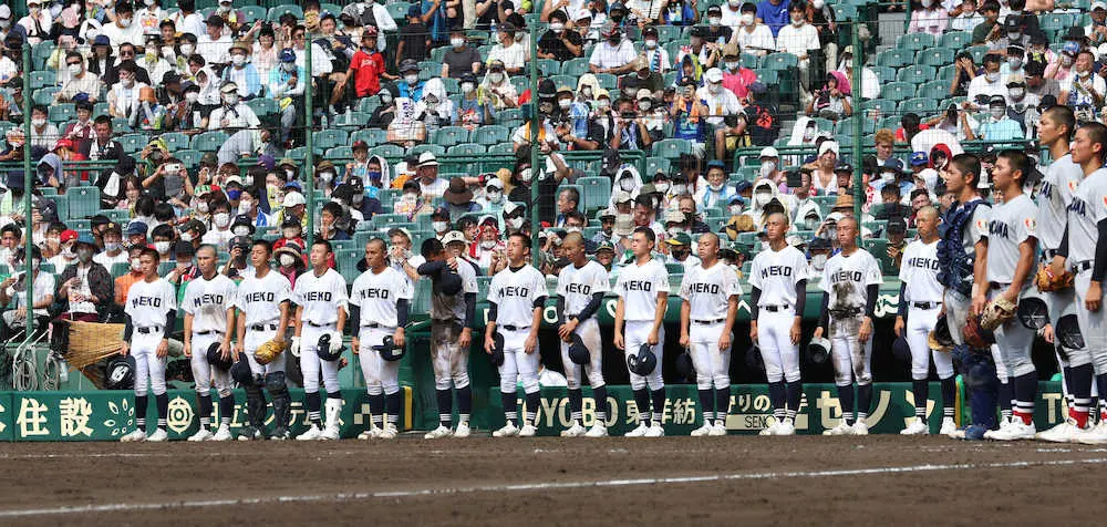 【画像・写真】【甲子園】三重　横浜に惜敗も　エース上山力投　沖田監督「終盤まで粘ってくれた」